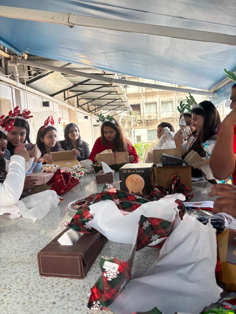 6819e303083c00fa8f54b8df